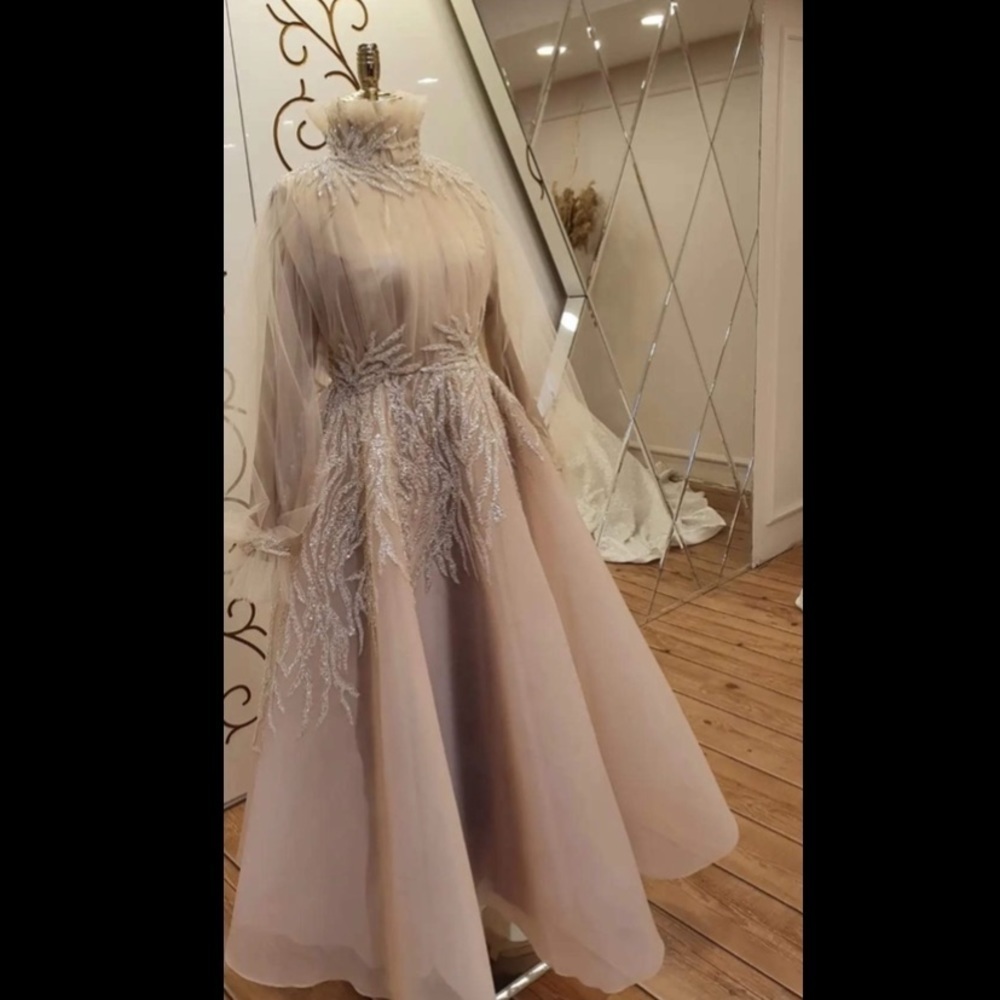 NWT Cream Modest Dress